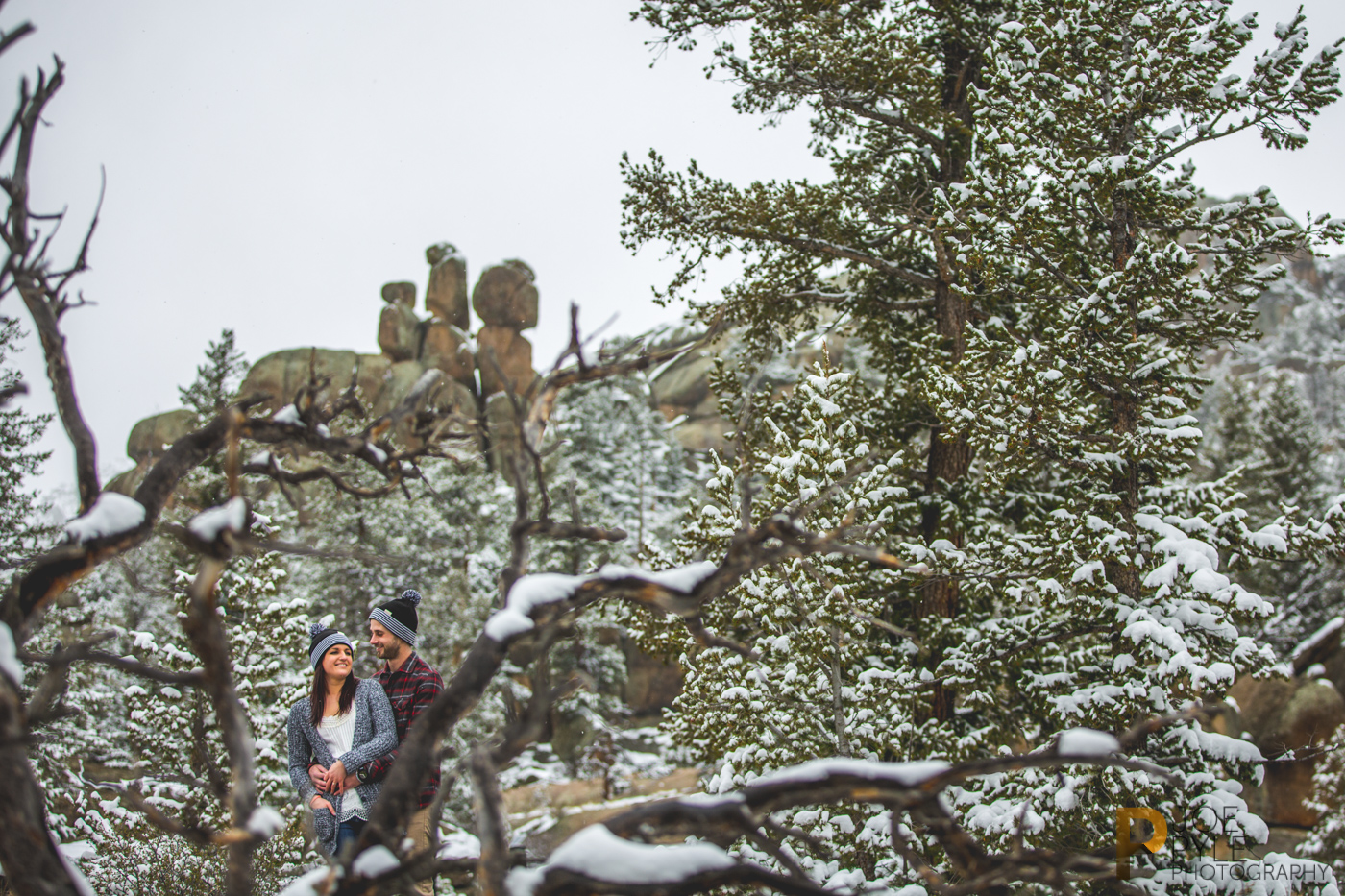 winter engagement session