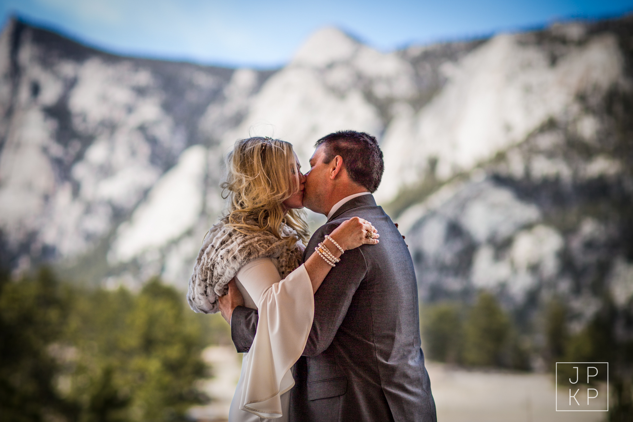 winter black canyon inn wedding