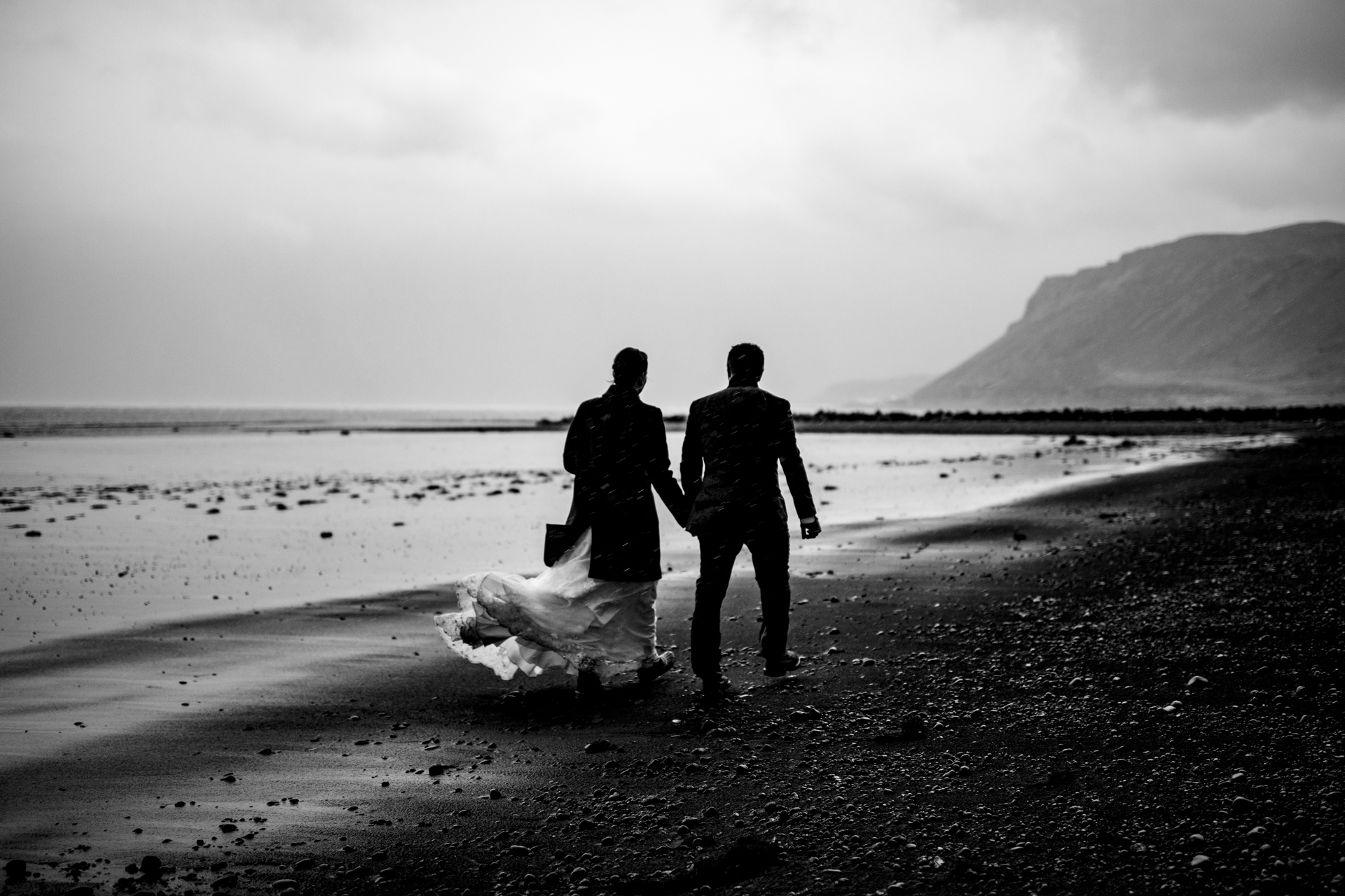 destination elopement photographer