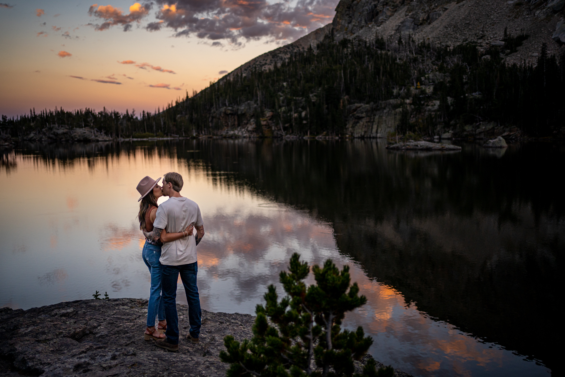 adventure elopement photographer