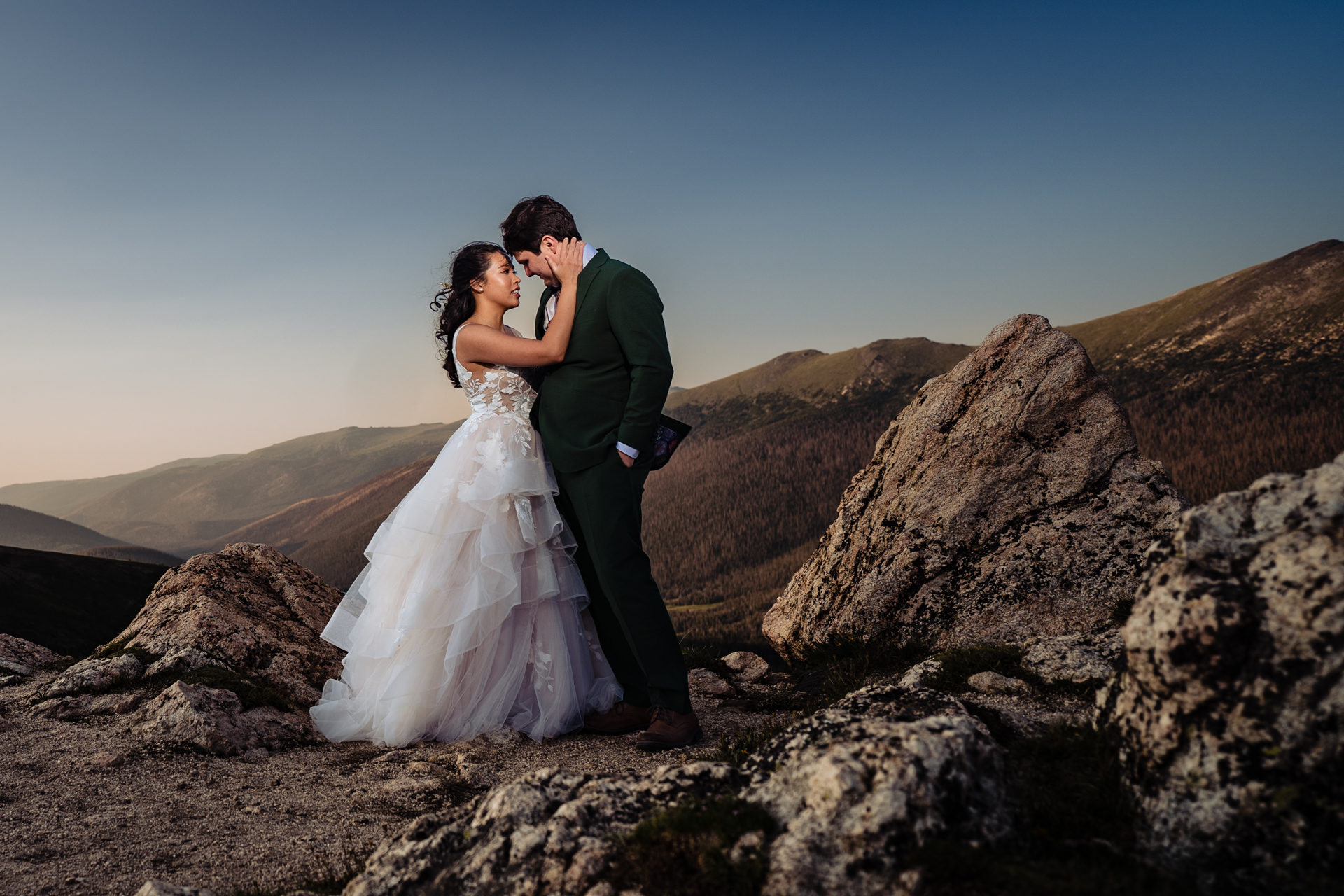destination elopement photographer