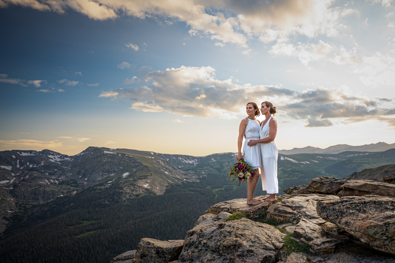 adventure elopement photographer