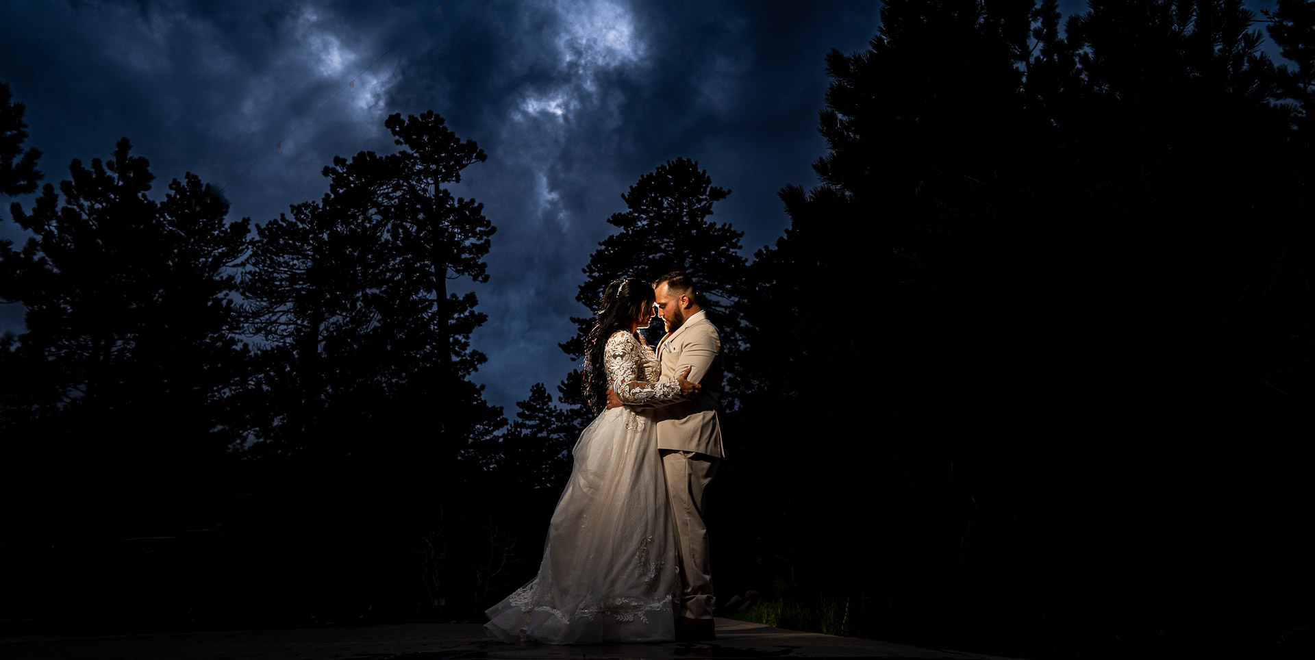 evening wedding portrait at the Della Terra mountain chateau by joe and kari pyle, estes park colorado
