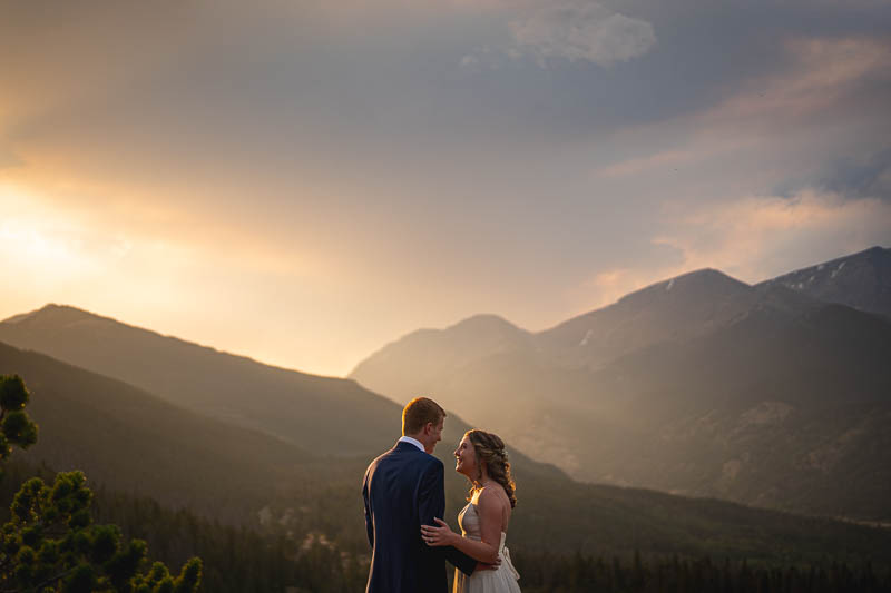 Estes Park elopement photographer captures couple on their wedding day in RMNP