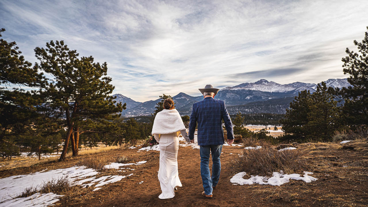 3M Curve Wedding Photography by local Estes Park wedding photographers, Joe and Kari Pyle